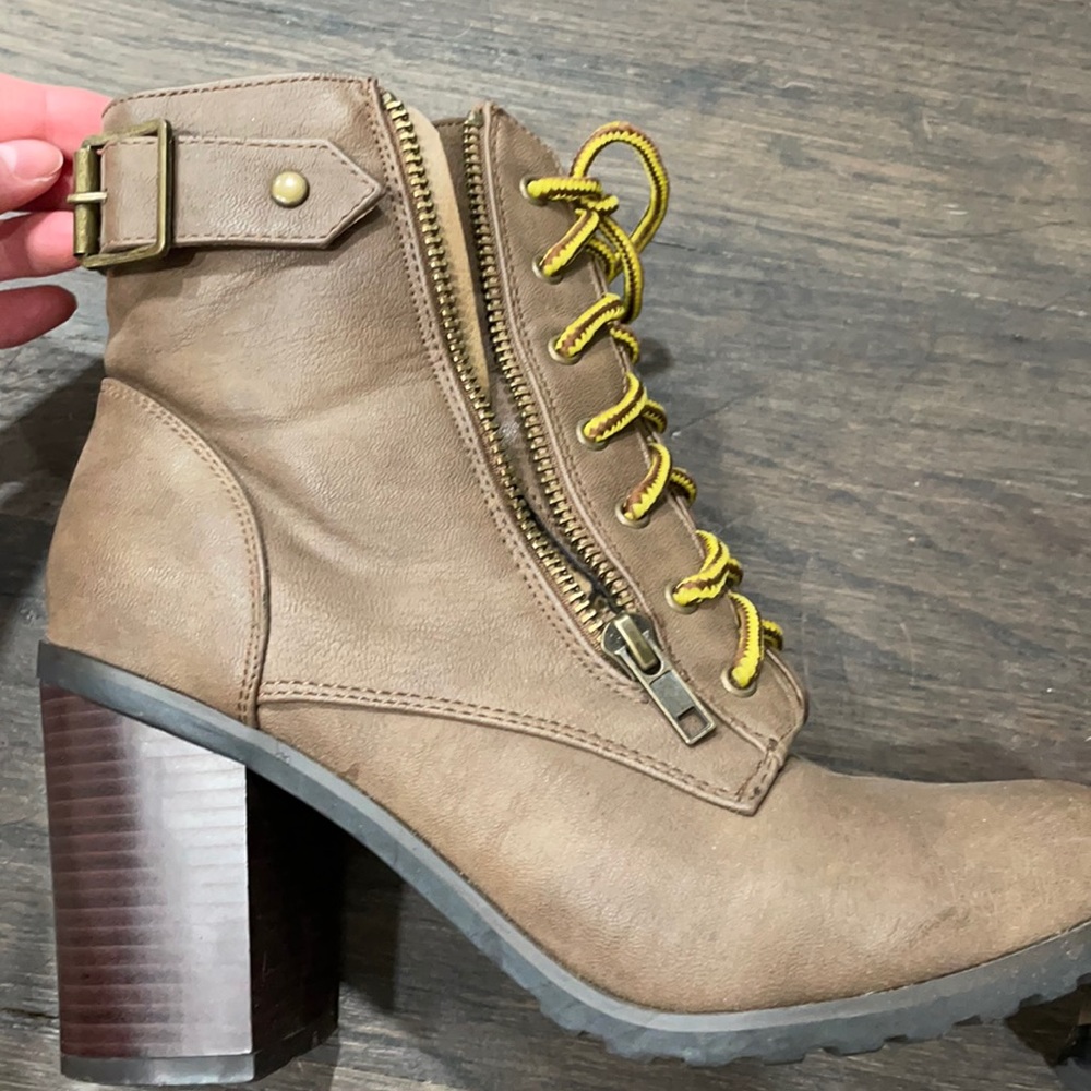 Heeled combat boots